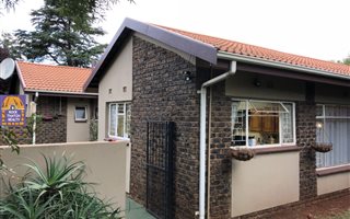 4 Bedroom House in Garthdale