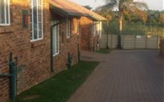 3 Bedroom Townhouse in Birchleigh