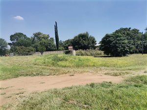 1662 m² Land available in Rothdene