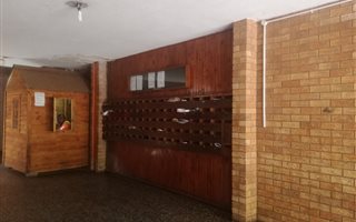 2 Bedroom Apartment in Sunnyside