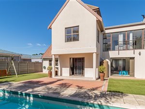 4 Bed House in Parklands