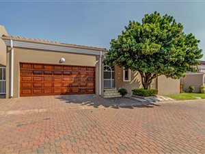 4 Bed House in Lonehill