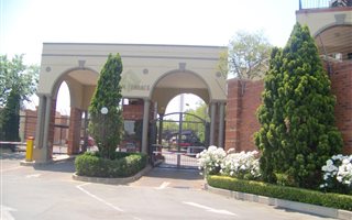 1 Bedroom Apartment in Epsom Downs