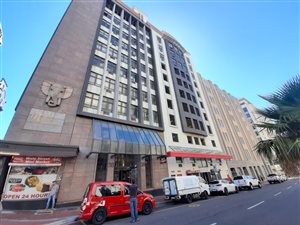 233 m² Commercial space in Cape Town City Centre