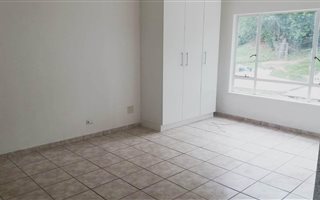 Studio Apartment in Pinetown Central