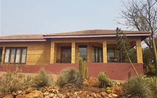 1 Bedroom Garden Cottage in Irene Glen Estate