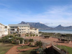 2 Bed Apartment in Lagoon Beach