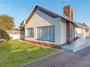 3 Bed House in Bosmont