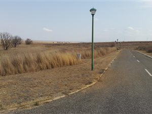 883 m² Land available in Bronkhorstbaai