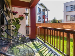 2 Bed Apartment in Douglasdale
