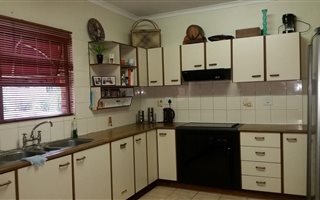 3 Bedroom House in Inyala Park