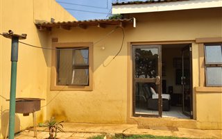 3 Bedroom House in Kwamakhutha