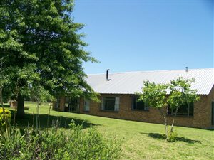 9.8 ha Smallholding in Rosetta