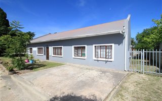 265 m² Commercial space in George Central