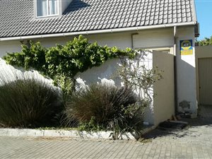 3 Bedroom Duplex in Gordons Bay Central