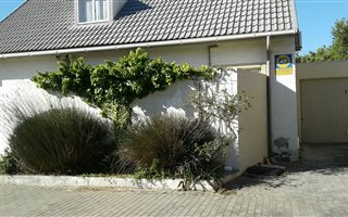 3 Bedroom Duplex in Gordons Bay Central