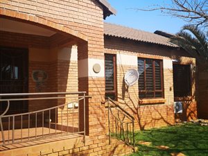 3 Bed Simplex in Mooikloof Ridge