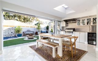House in D Urbanvale