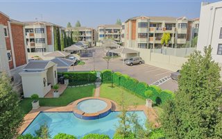2 Bedroom Apartment in Bryanston