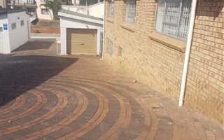 4 Bedroom House in Springfield Park
