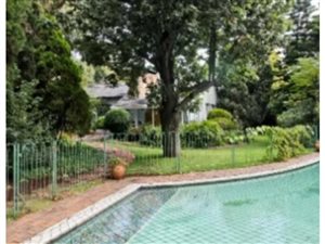 4 Bed House in Sunningdale