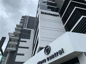 143 m² Commercial space in Illovo