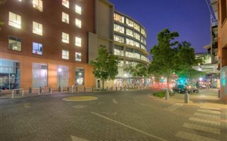 3 Bedroom Apartment in Melrose North