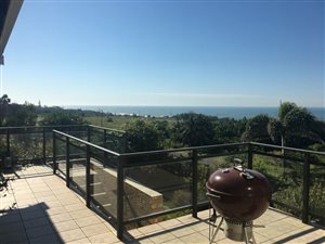 3 Bed Apartment in Uvongo
