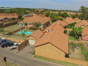 2 Bedroom Townhouse in Eldoraigne
