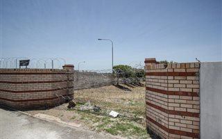 1876 m² Land available in Greenacres