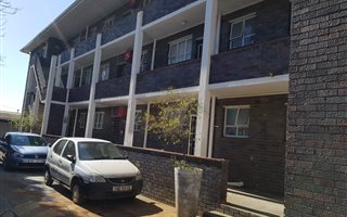 2 Bedroom Apartment in Sunnyside