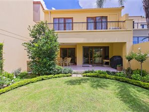 3 Bed House in Fourways Gardens