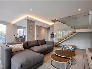 3 Bed Apartment in Melrose Estate