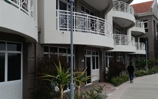 276 m² Office Space in Century City