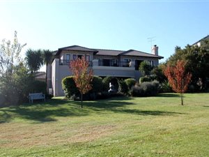3 Bedroom House in Eagle Canyon Golf Estate