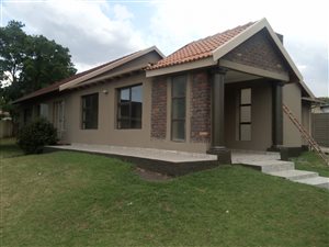 4 Bedroom House in Kempton Park Ext 2