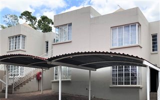 2 Bedroom House in Lonehill
