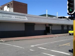 950 m² Commercial space in Congella