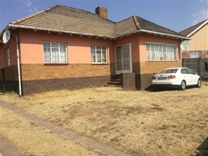 6 Bed House in Unigray