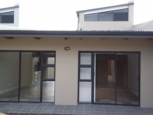 2 Bed House in Thornhill