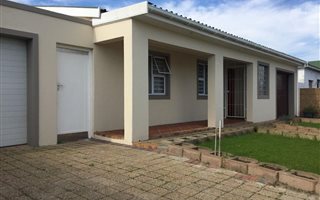 3 Bedroom House in Retreat