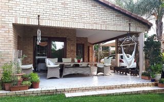 2 Bedroom Cluster in Maroeladal