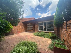 2 Bed Apartment in Woodmead