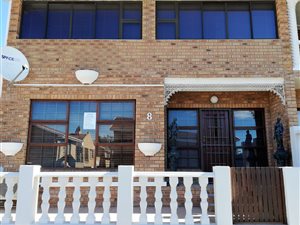 4 Bed Townhouse in Hartenbos