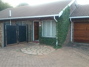 3 Bed Apartment in Murrayfield