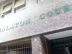 Studio Apartment in Joubert Park