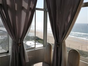 2 Bed Apartment in Amanzimtoti