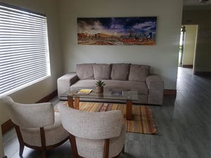 250 m² Commercial space in Irene