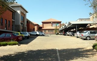 78 m² Office Space in Irene