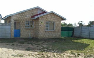 2 Bedroom House in Parsons Vlei